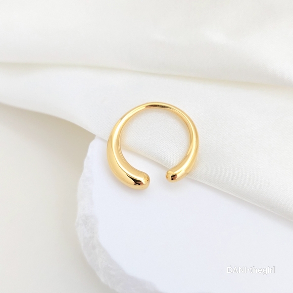 NEW Polished Gold Open Style Minimalist Ring - Picture 2 of 8